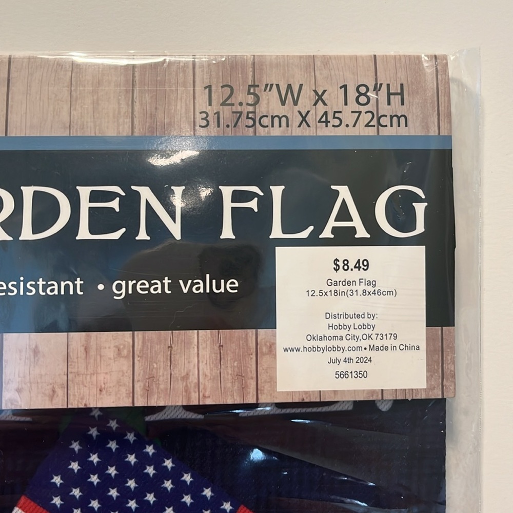 Premium Garden Flag with Patriotic Floral Design - Picture 2 of 4